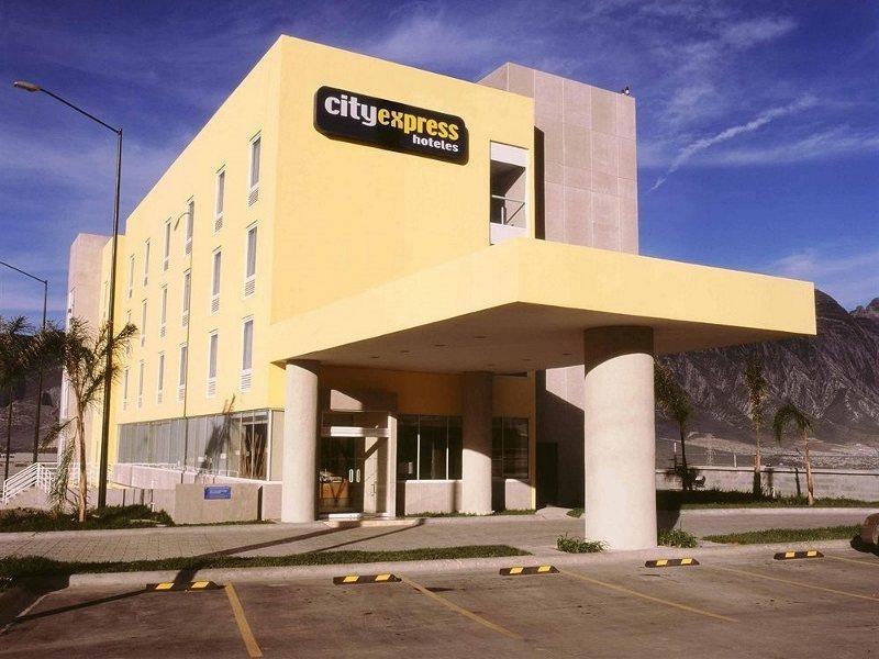 City Express By Marriott Monterrey Santa Catarina Bagian luar foto